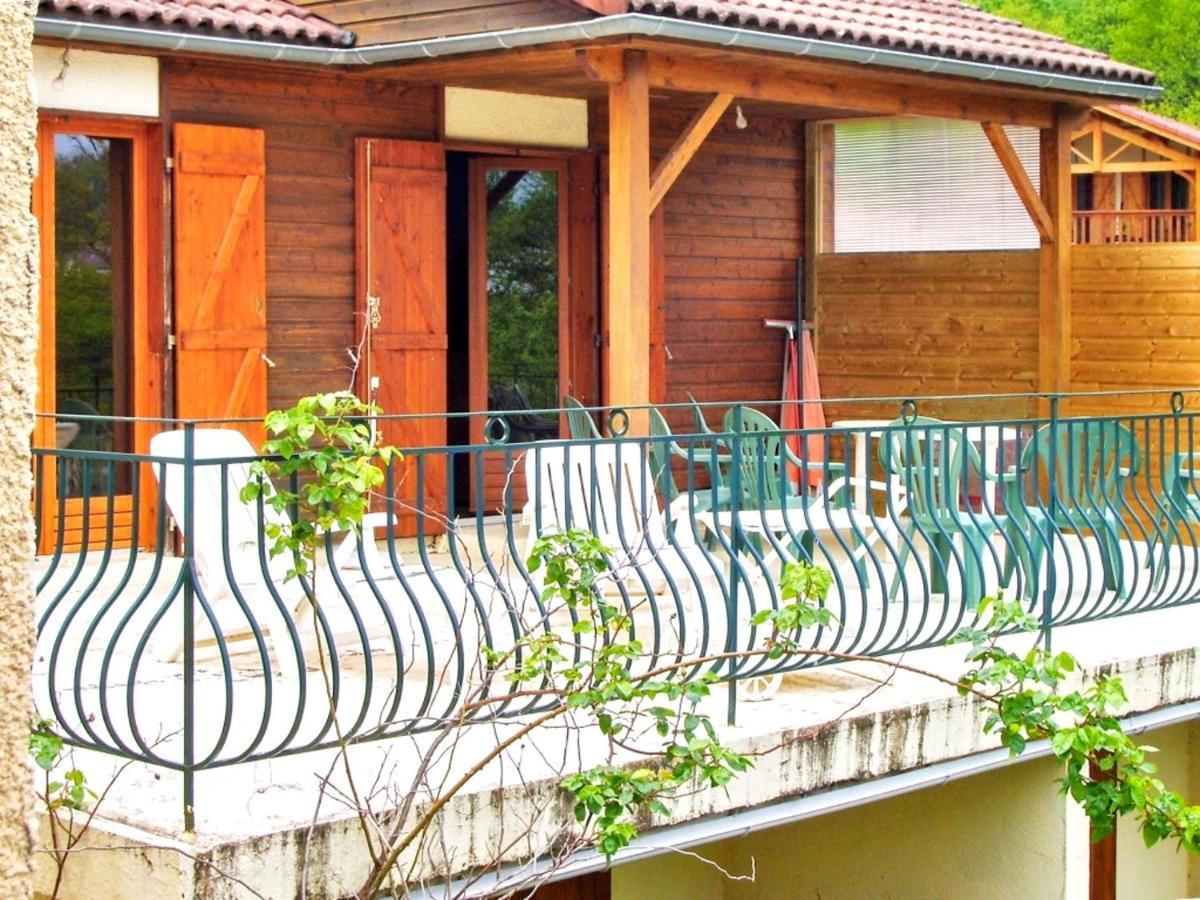Chalet Charmant A Saint-Gerons Avec Piscine Partagee Eksteriør billede